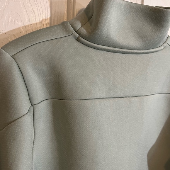 Under Armour Womens Sweatshirt Mint Green Unstoppable Move Mock Neck - Picture 5 of 7